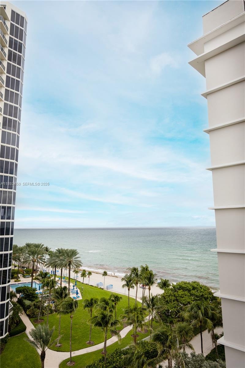 19201 Collins Avenue 720 — photo 2
