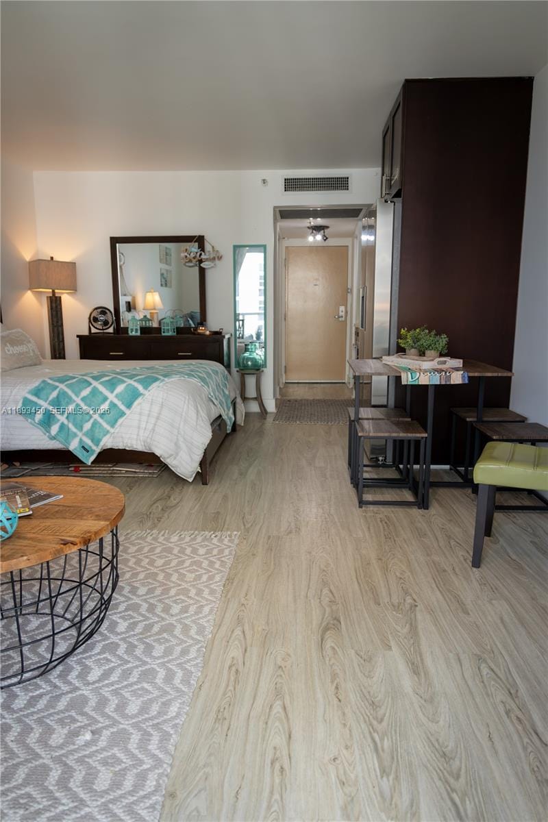 19201 Collins Avenue 720 — photo 9