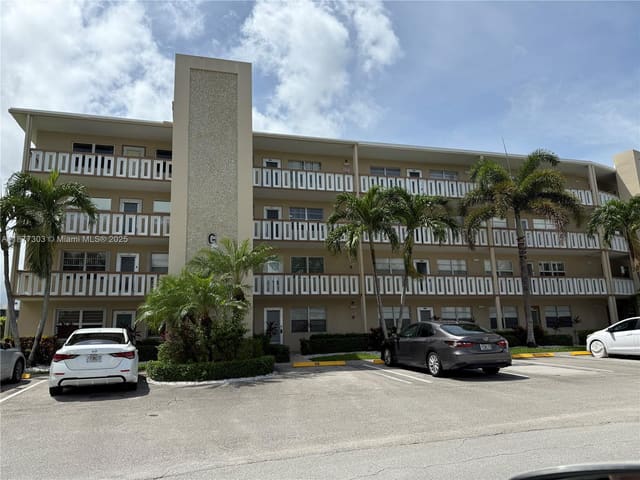 423 Wellington G 423, West Palm Beach, FL 33417
