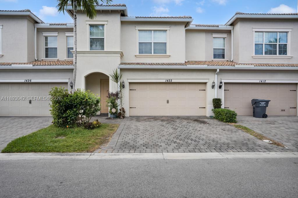 1422 Silk Oak Drive, Hollywood, FL 33021