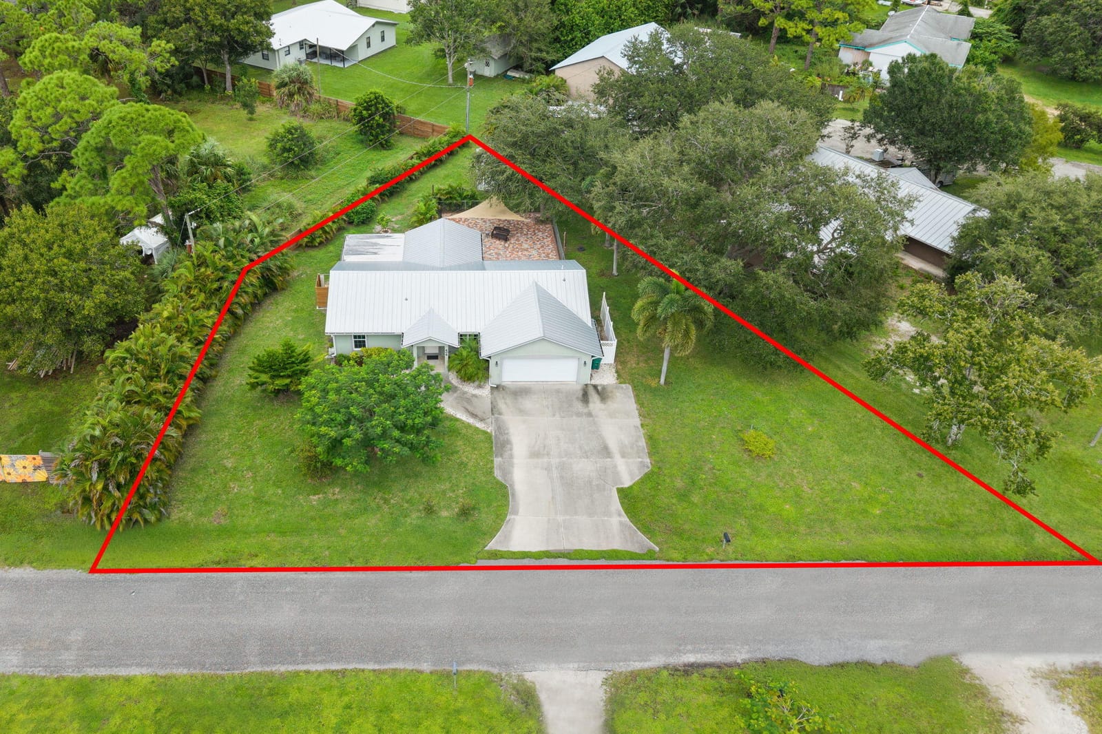 606 Gregory Street — photo 3