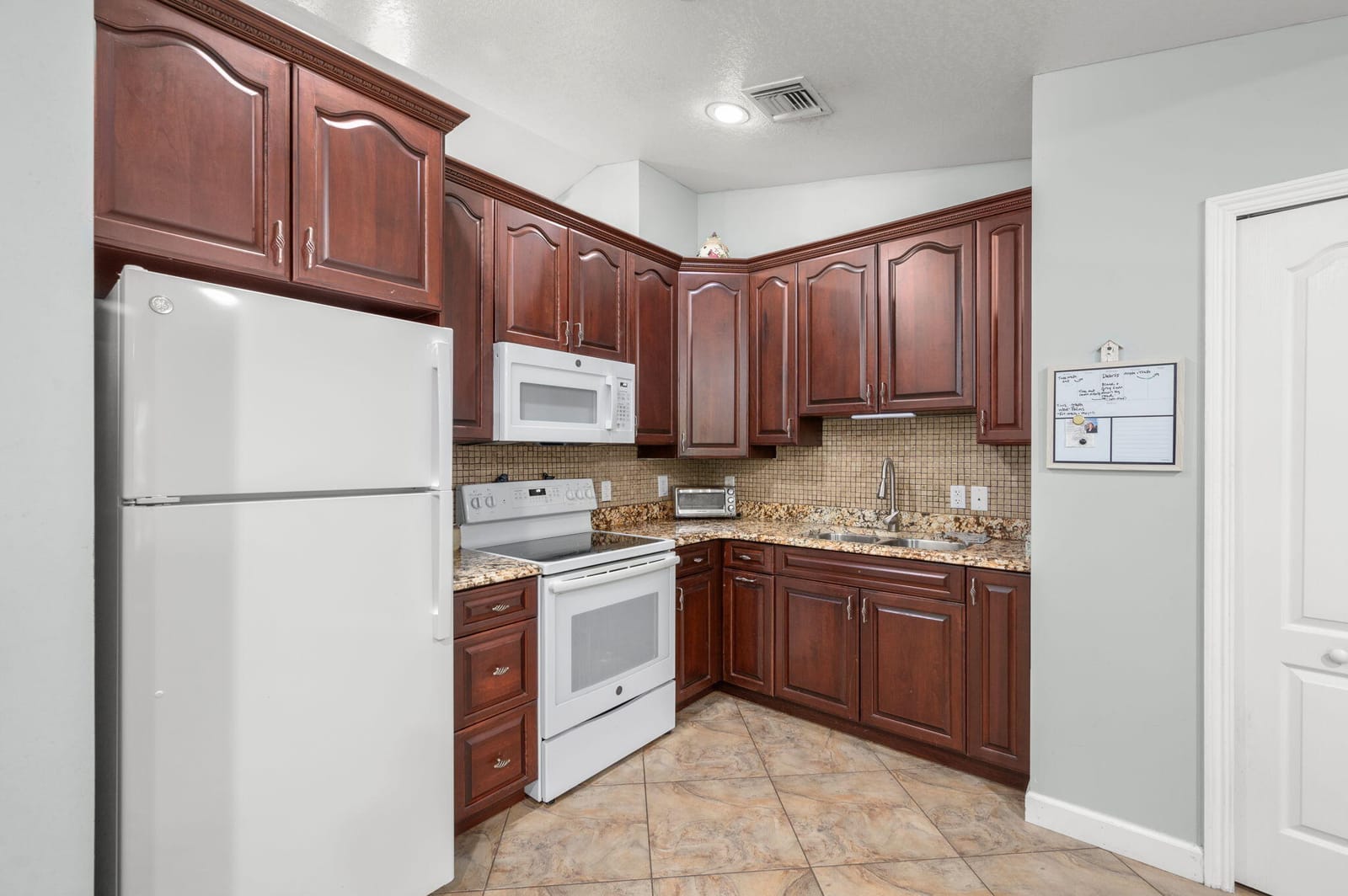606 Gregory Street — photo 10
