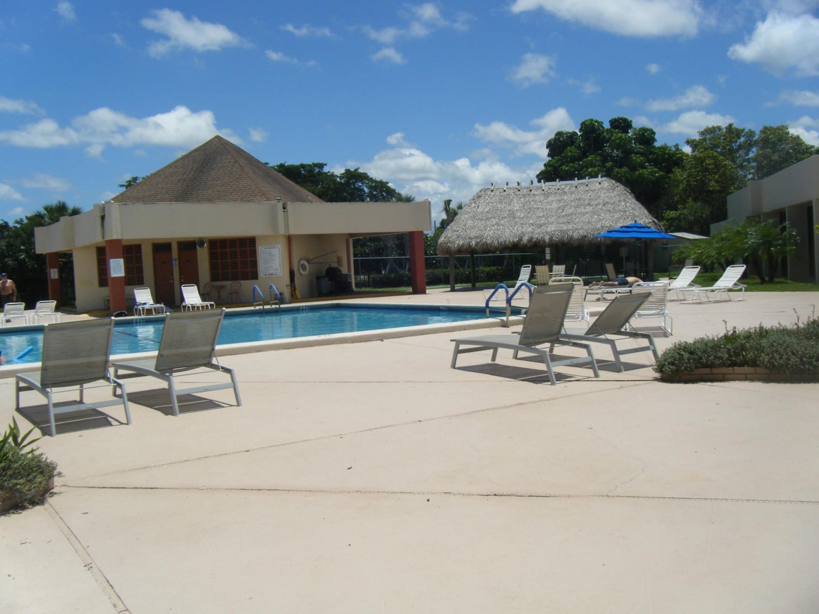 2700 Sunrise Lakes Drive W 301, Sunrise, FL 33322 photo 21