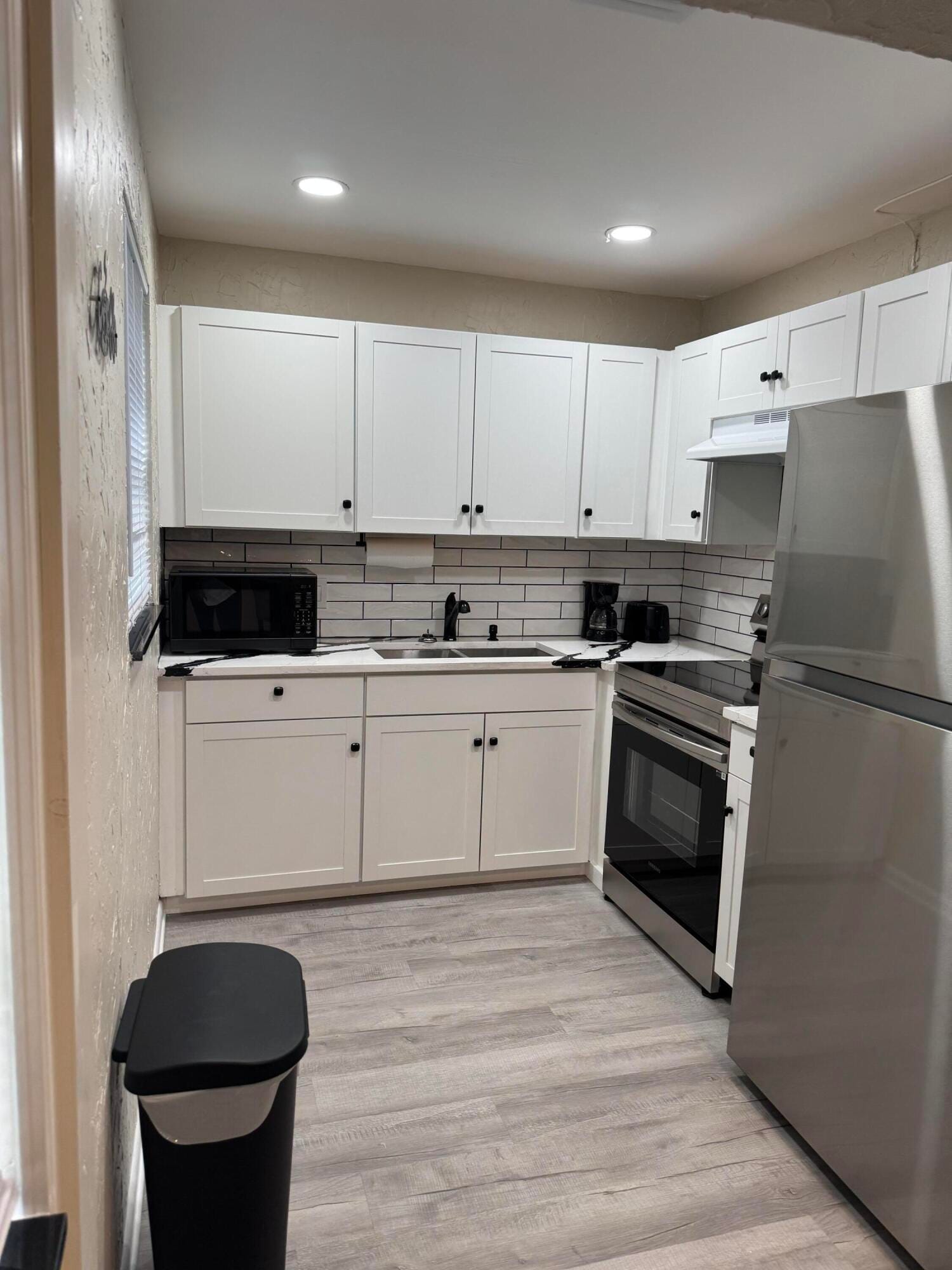 101 E Windsor E 101, West Palm Beach, FL 33417 photo 2