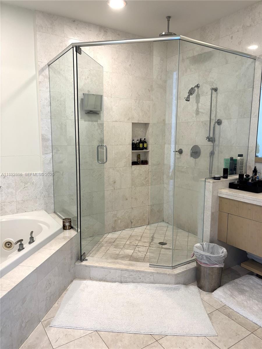 900 Brickell Key Boulevard 2602, Miami, FL 33131 photo 19