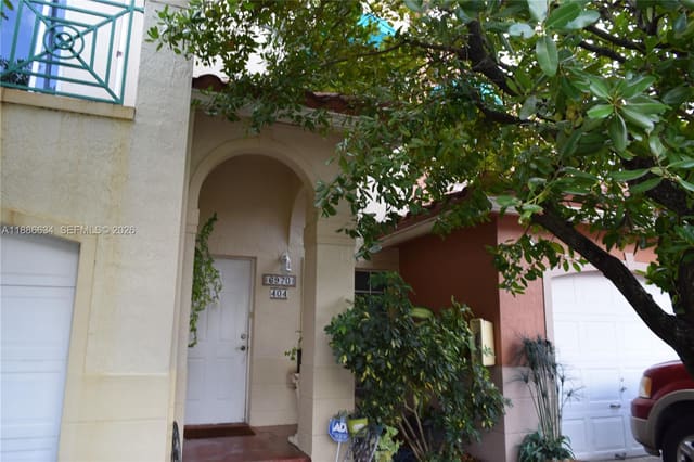 6970 NW 174th Terrace 404, sold in Bonita Golf View Townvill, Hialeah, FL