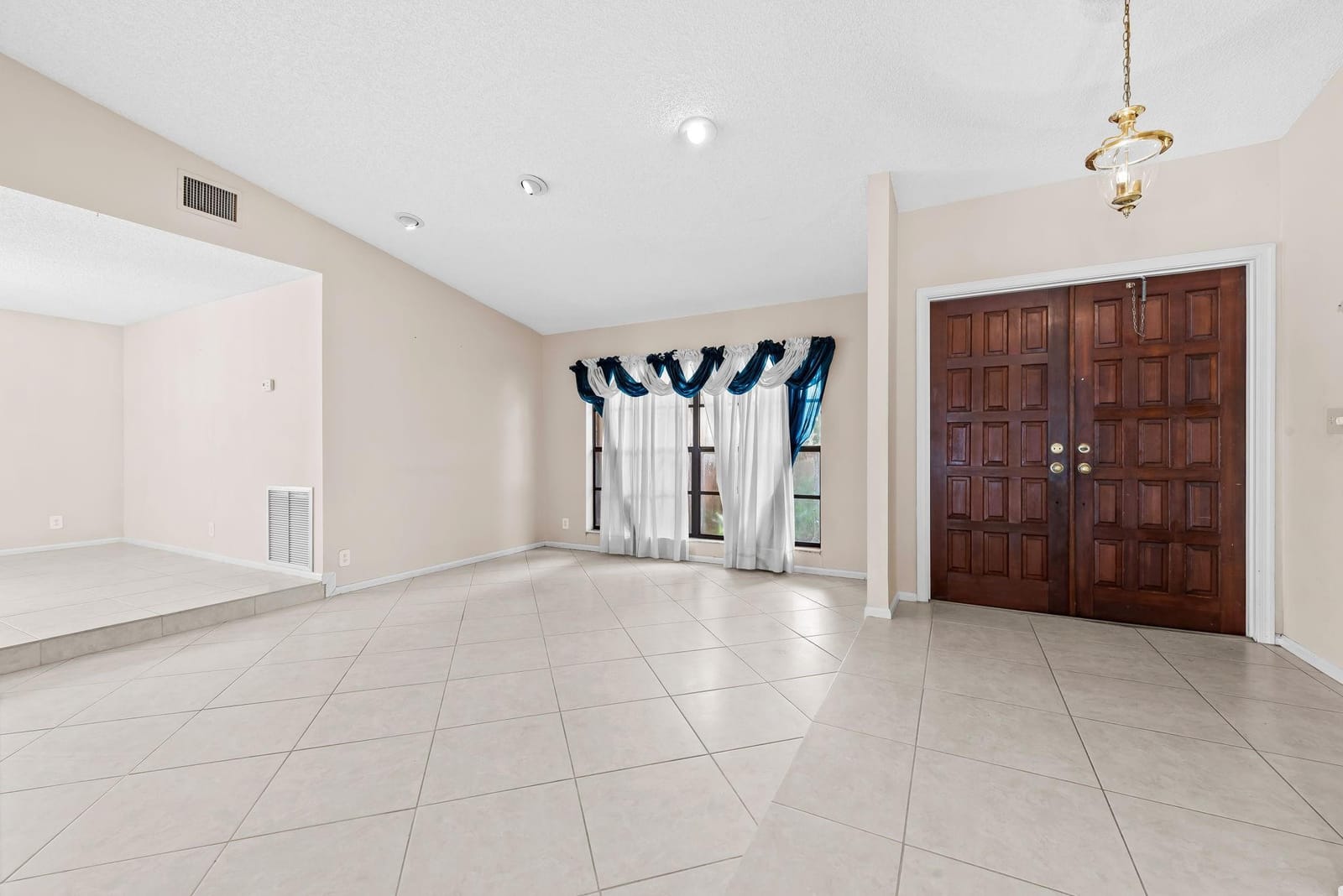 959 NW 109th Terrace — photo 7