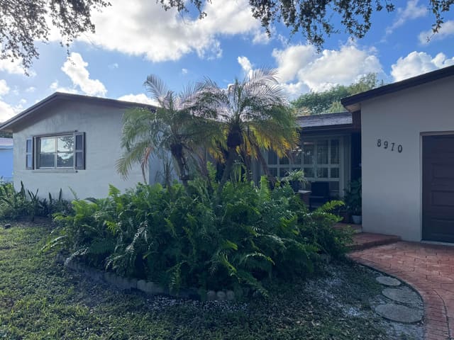 8970 SW 53rd Street, Cooper City, FL 33328