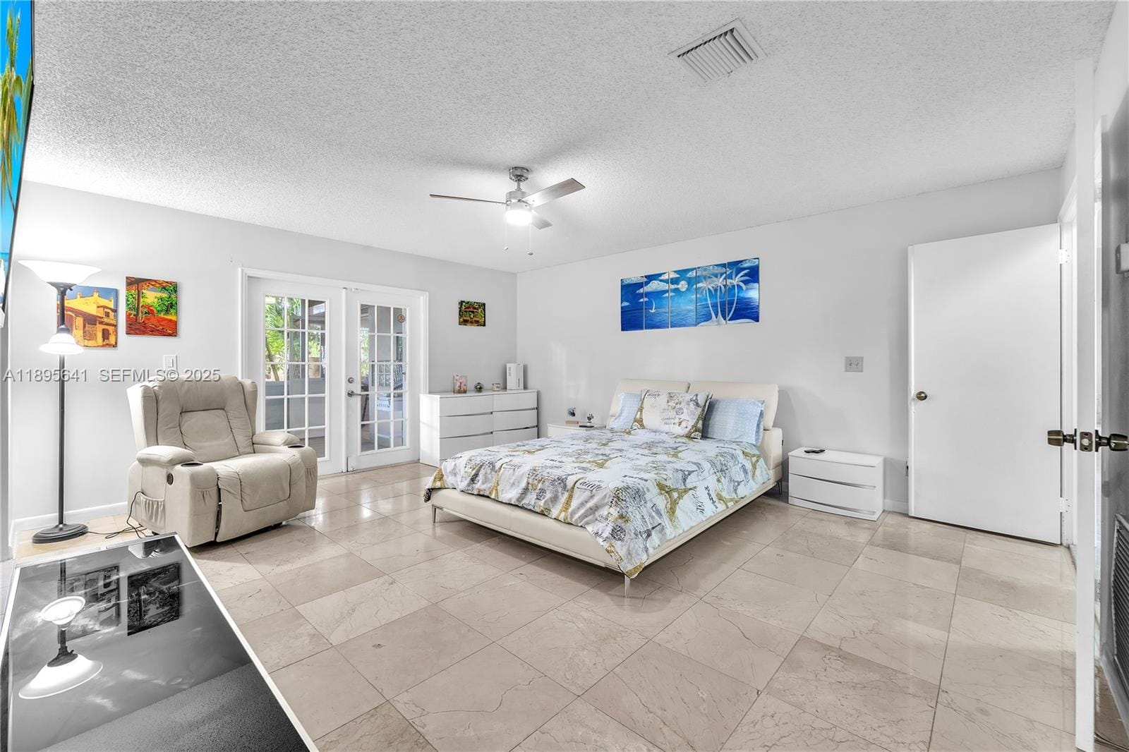 9110 S Lake Miramar Circle, Miramar, FL 33025 photo 12