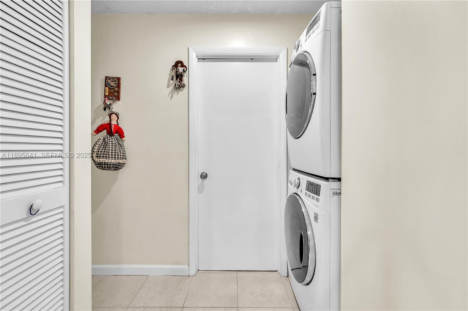 9110 S Lake Miramar Circle, Miramar, FL 33025 photo 19