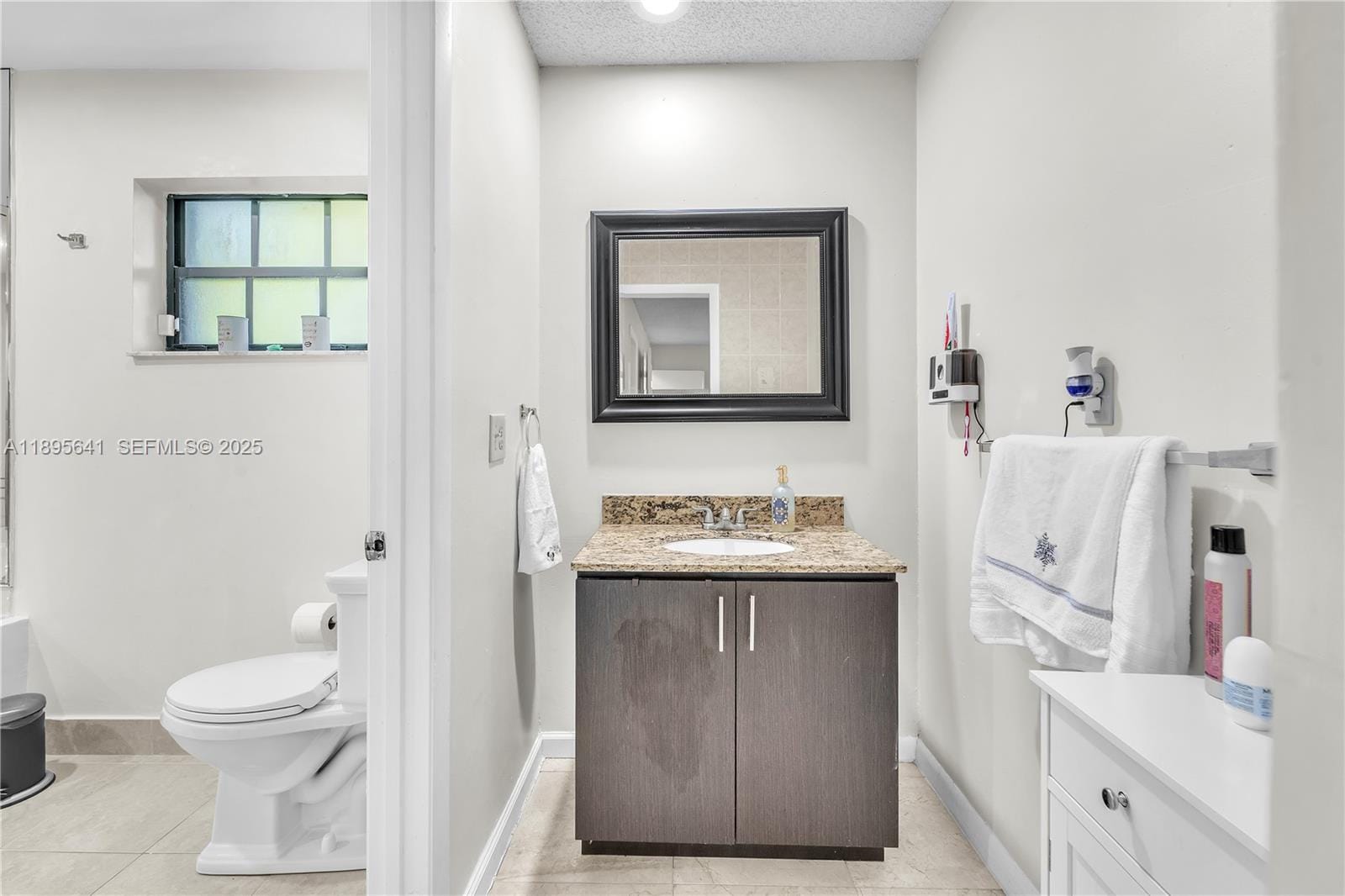 9110 S Lake Miramar Circle, Miramar, FL 33025 photo 23