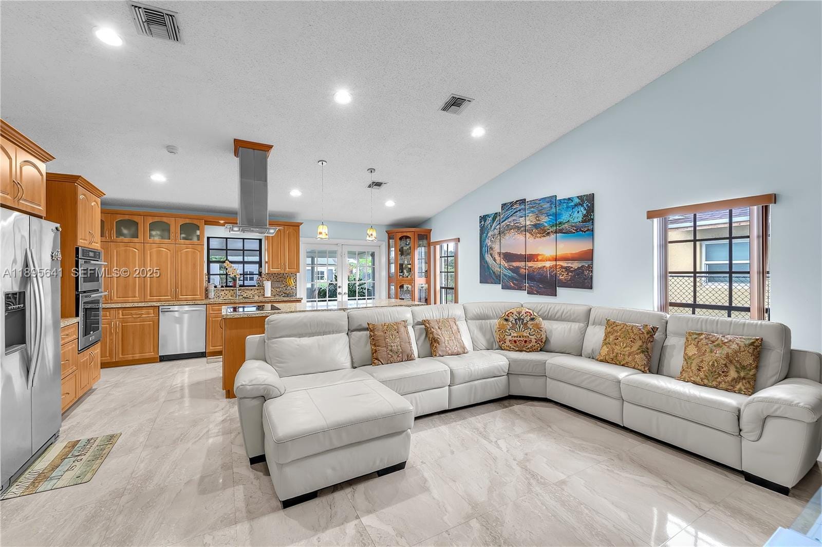 9110 S Lake Miramar Circle, Miramar, FL 33025 photo 10