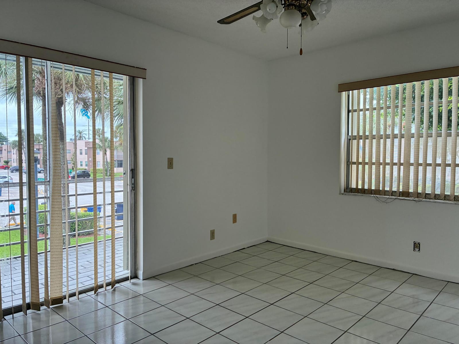 574 Burgundy L 574, Delray Beach, FL 33484 photo 20