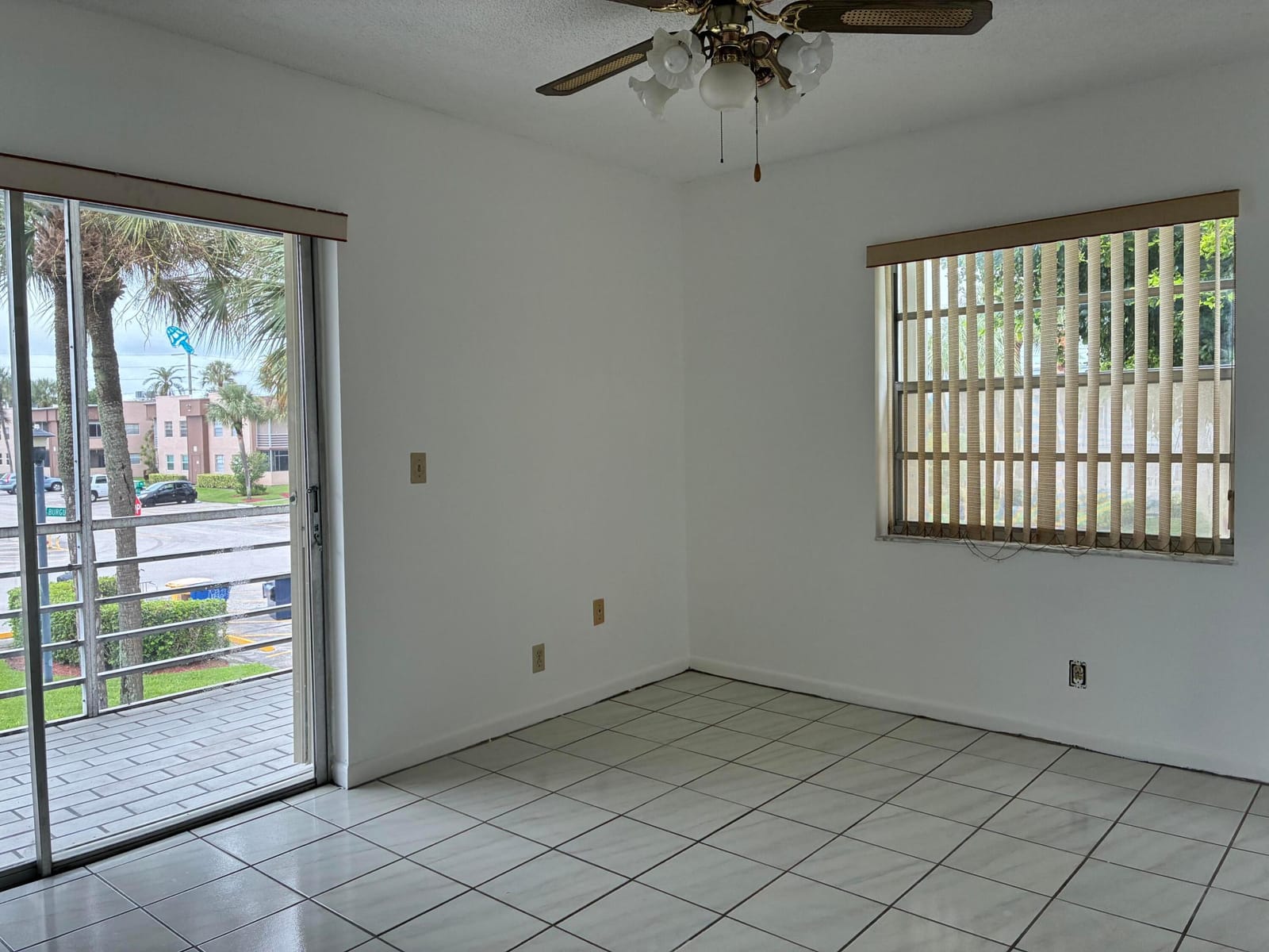 574 Burgundy L 574, Delray Beach, FL 33484 photo 22