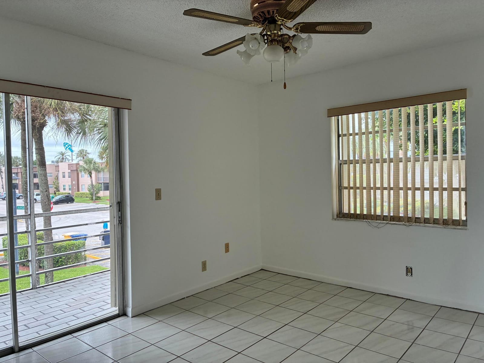 574 Burgundy L 574, Delray Beach, FL 33484 photo 23