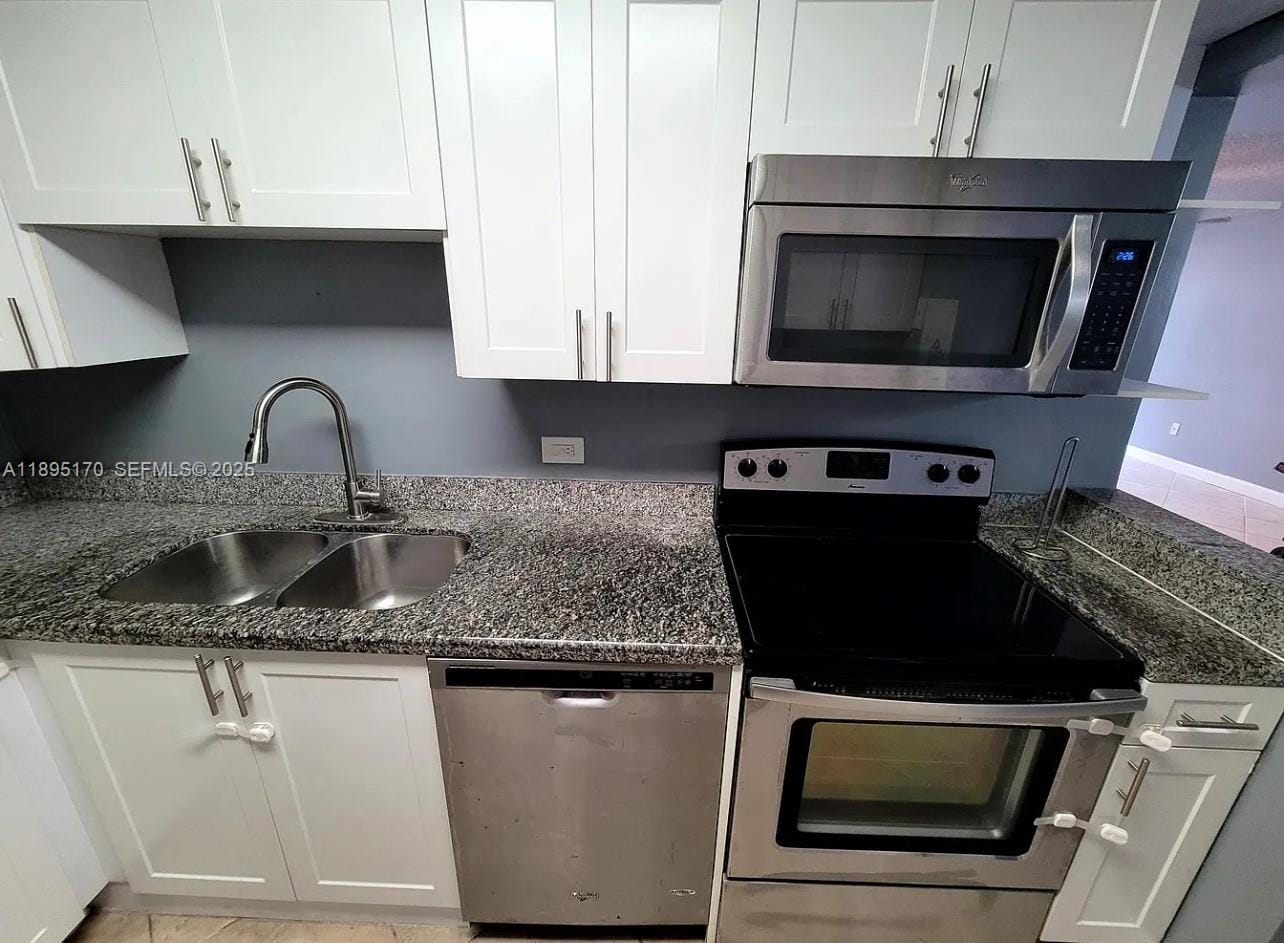 10425 SW 112th Avenue 113, Miami, FL 33176 photo 4