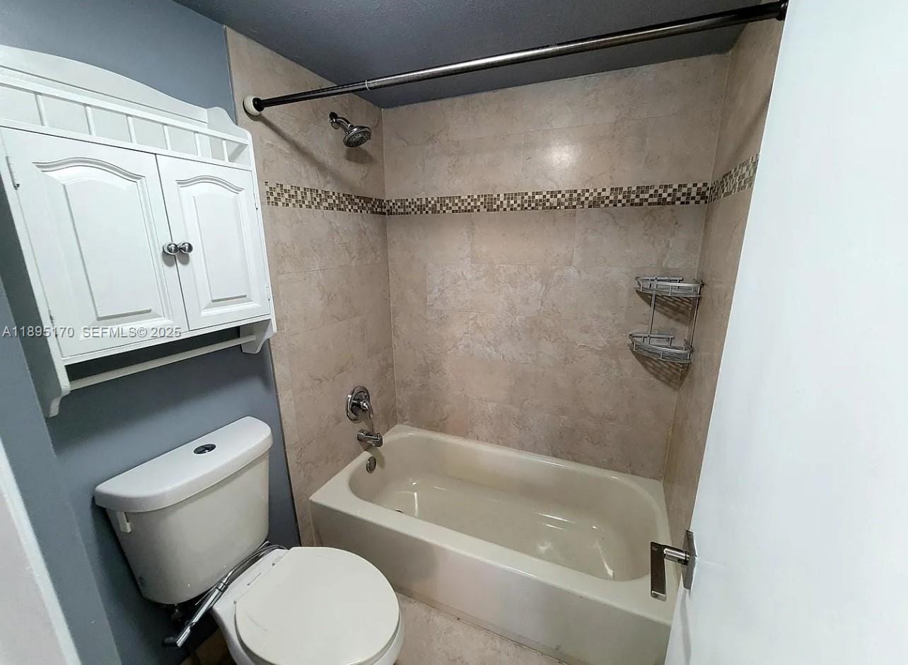 10425 SW 112th Avenue 113, Miami, FL 33176 photo 6