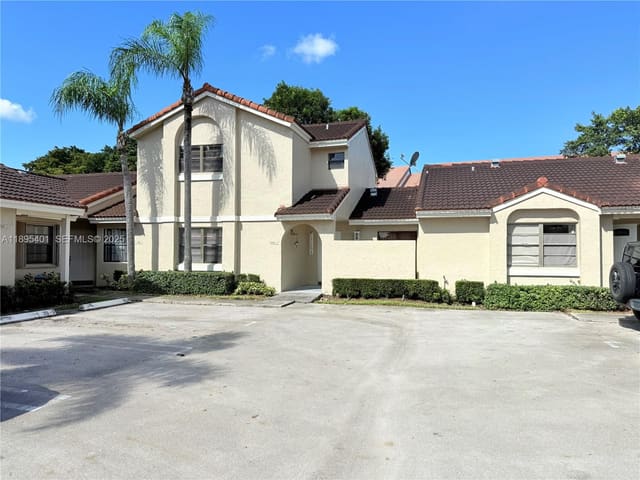 17254 NW 60th Court, Hialeah, FL 33015