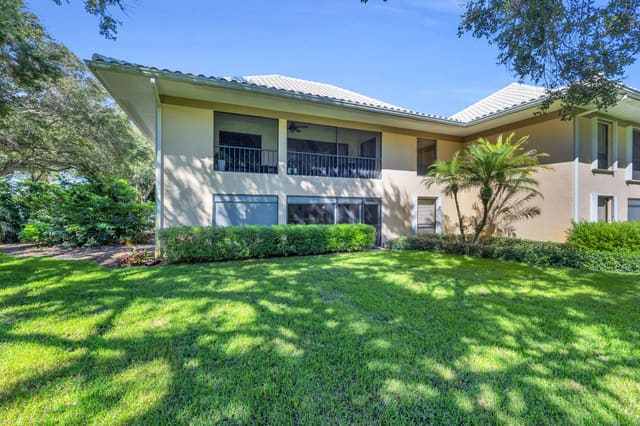 24 SE Turtle Creek Drive F, sold in Turtle Creek Apartment Buildings Condo, Jupiter, FL