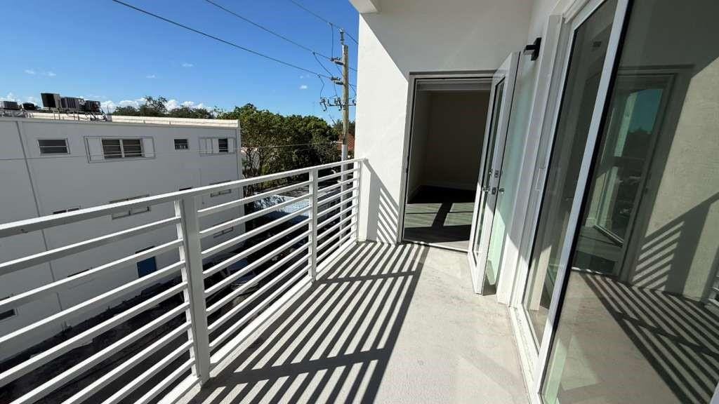 1938 Jackson Street 305, Hollywood, FL 33020 photo 13
