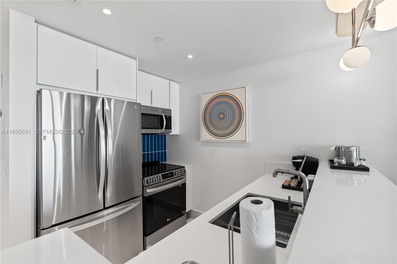 4401 Collins Avenue 2011, Miami Beach, FL 33140 photo 19