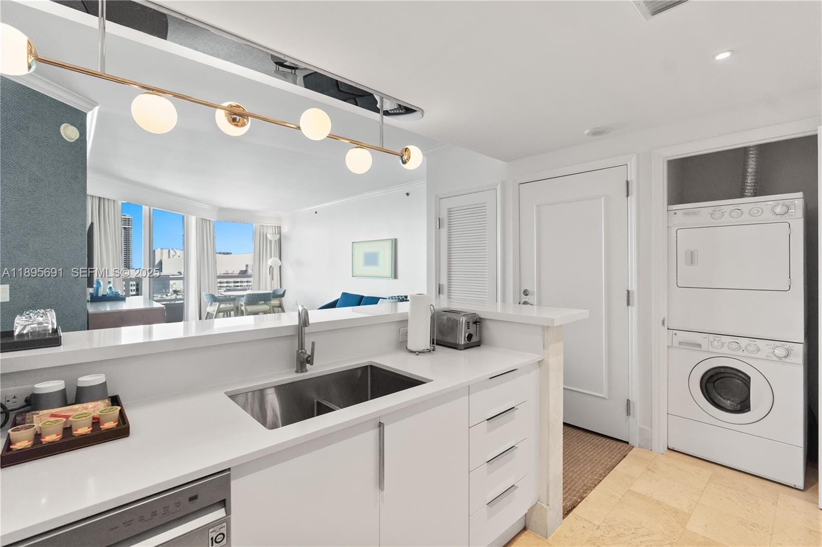 4401 Collins Avenue 2011, Miami Beach, FL 33140 photo 20