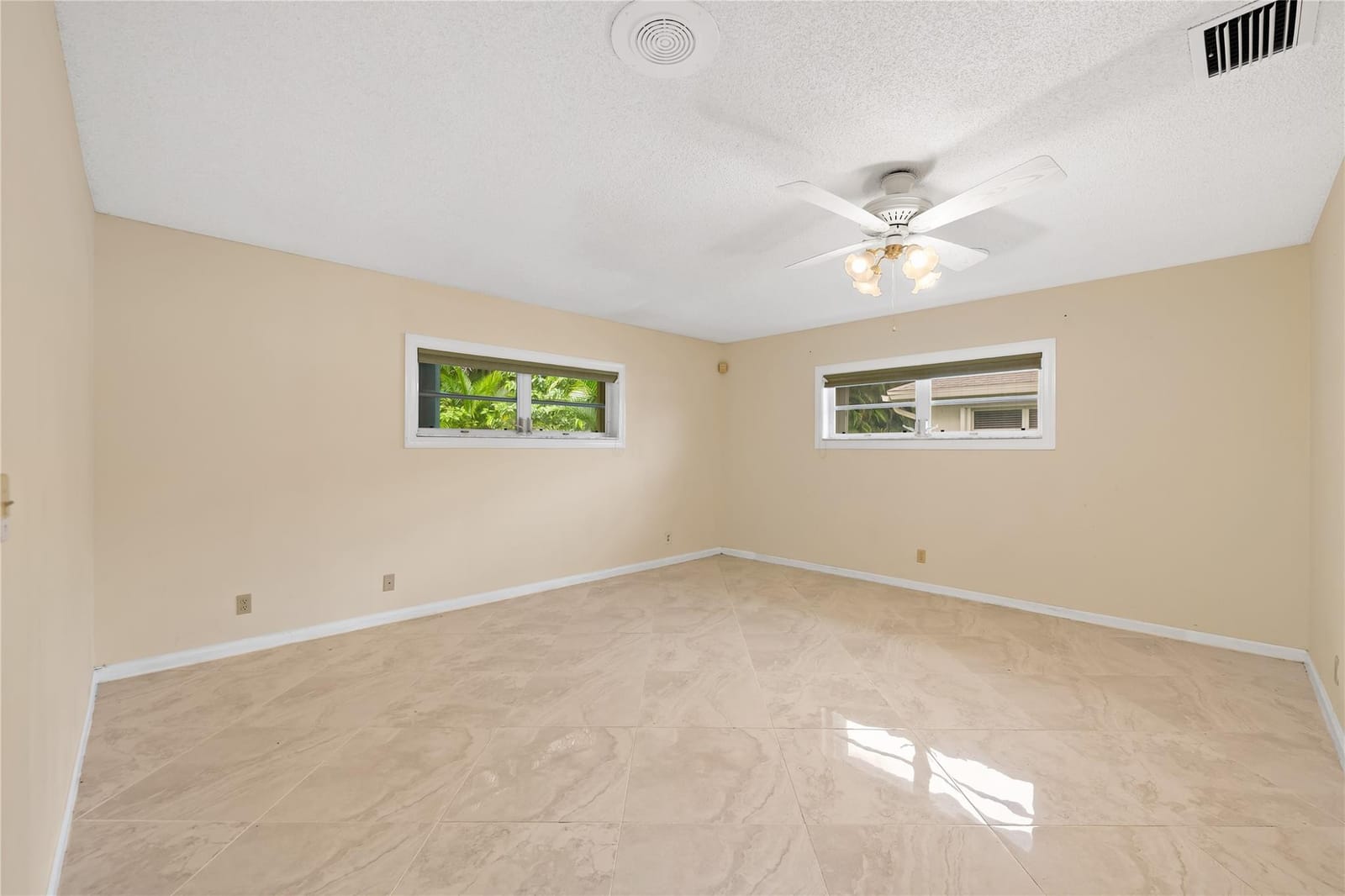 10911 Greentrail Drive, Boynton Beach, FL 33436 photo 20