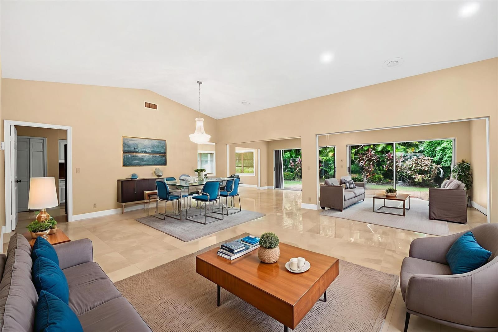 10911 Greentrail Drive, Boynton Beach, FL 33436 photo 10