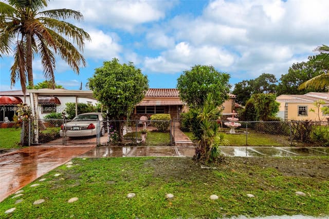1083 NW 74th Street, sold in Stephens Manor, Miami, FL