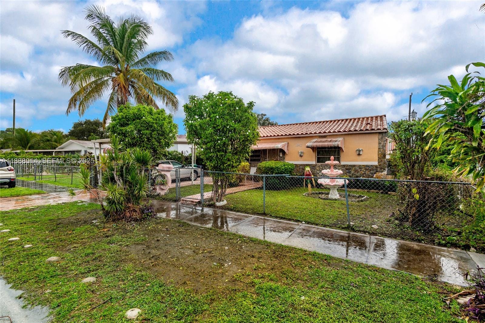 1083 NW 74th Street, Miami, FL 33150 photo 2