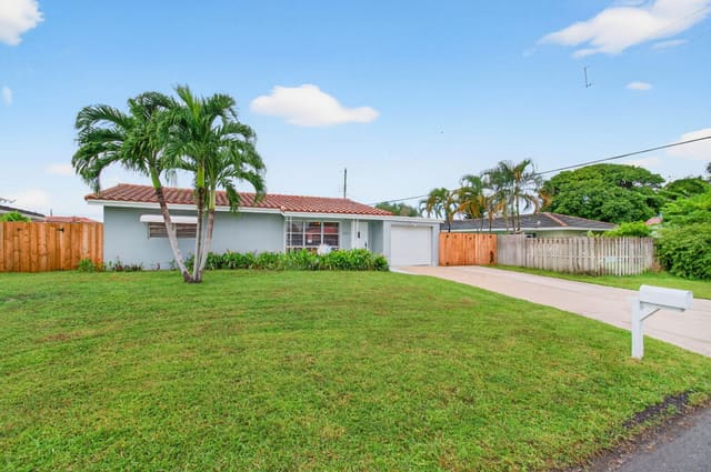 2775 NE 5th Avenue, Boca Raton, FL 33431