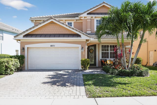 6071 SE Crooked Oak Avenue, sold in Pastelle (Aka Oaks), Hobe Sound, FL