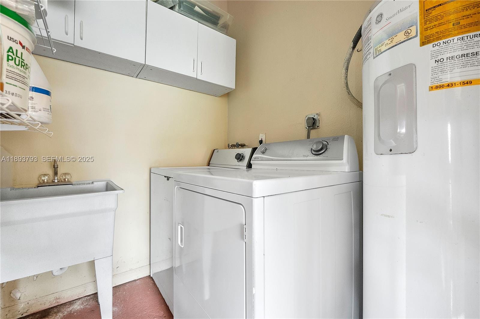 621 SW 5th Court, Hallandale Beach, FL 33009 photo 13