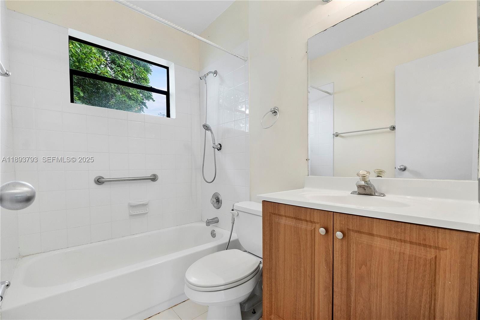 621 SW 5th Court — photo 10