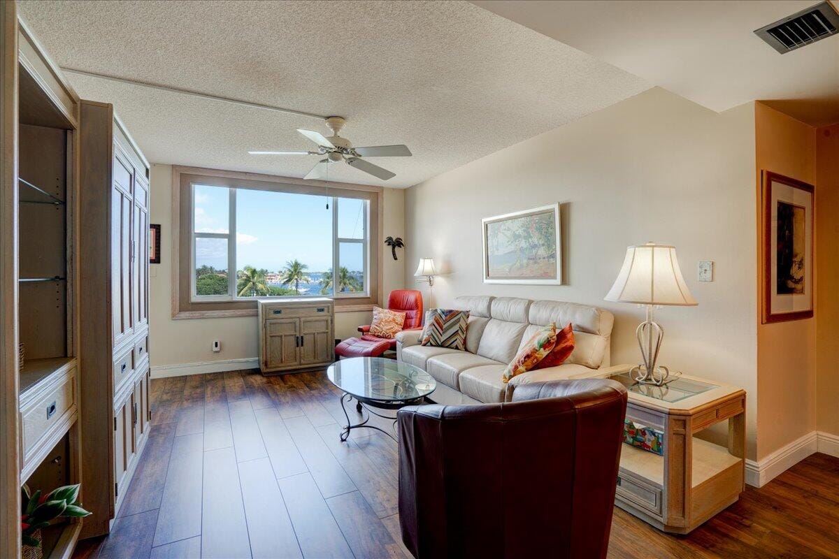 1820 New Palm Way 402, Boynton Beach, FL 33435 photo 5