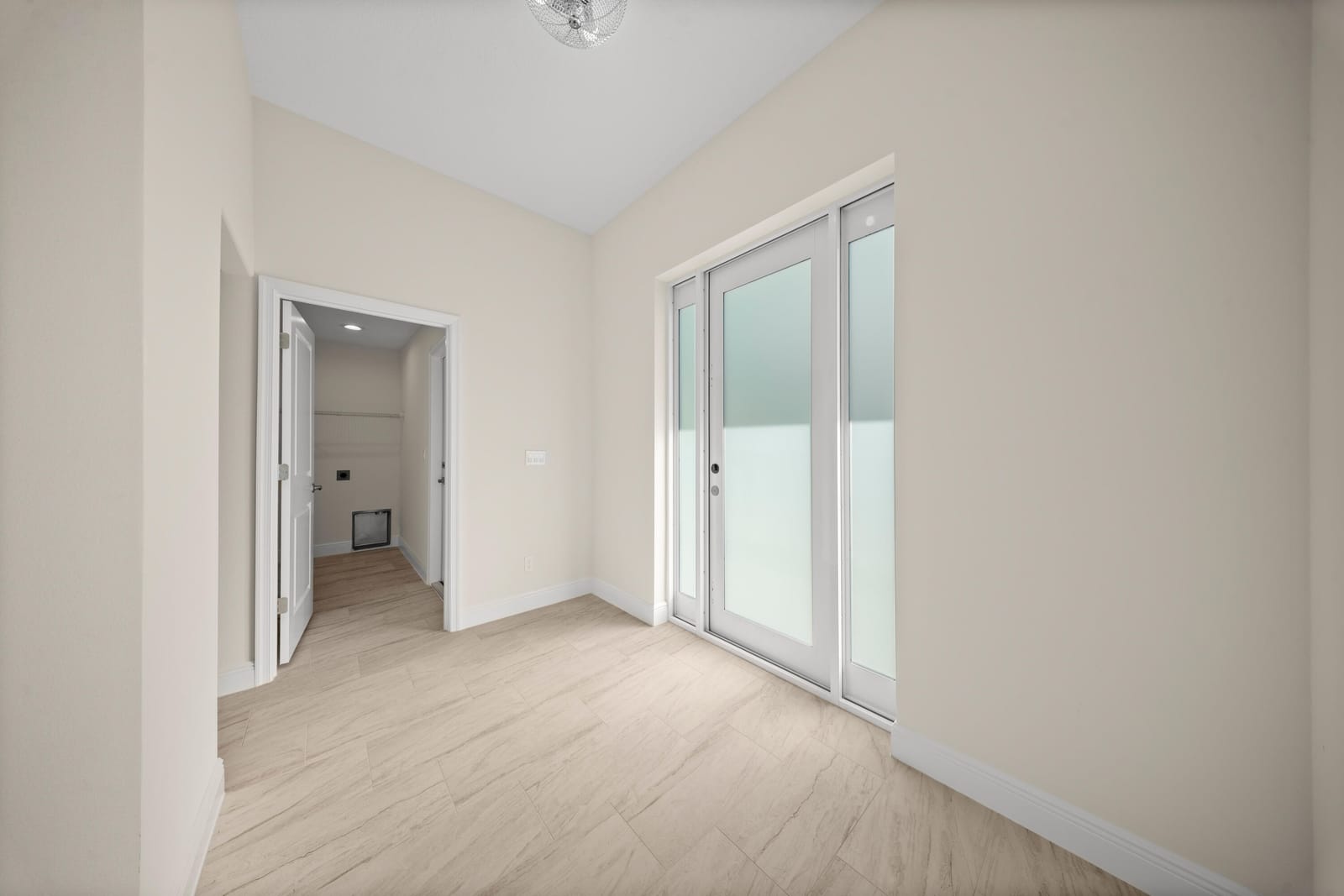 5605 Seagrape Drive — photo 3