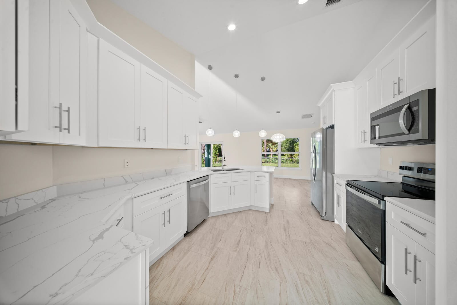 5605 Seagrape Drive — photo 4