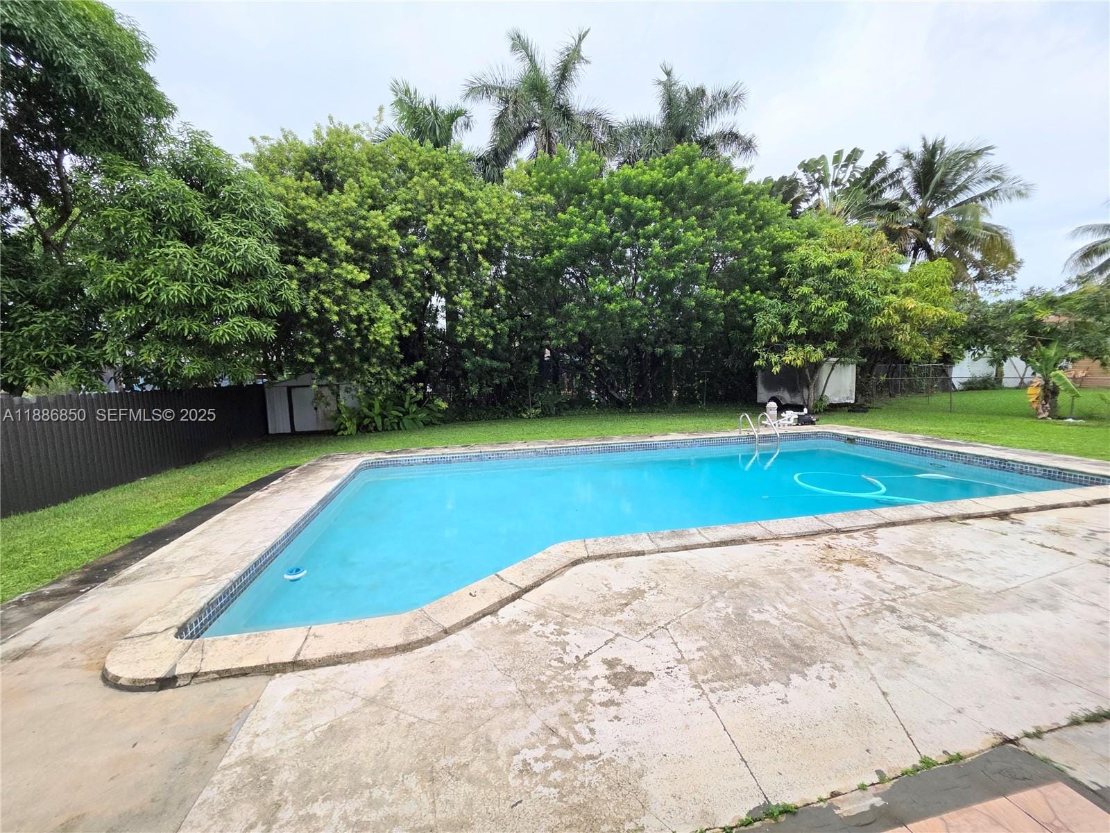 21 NE 161st, Miami, FL 33162