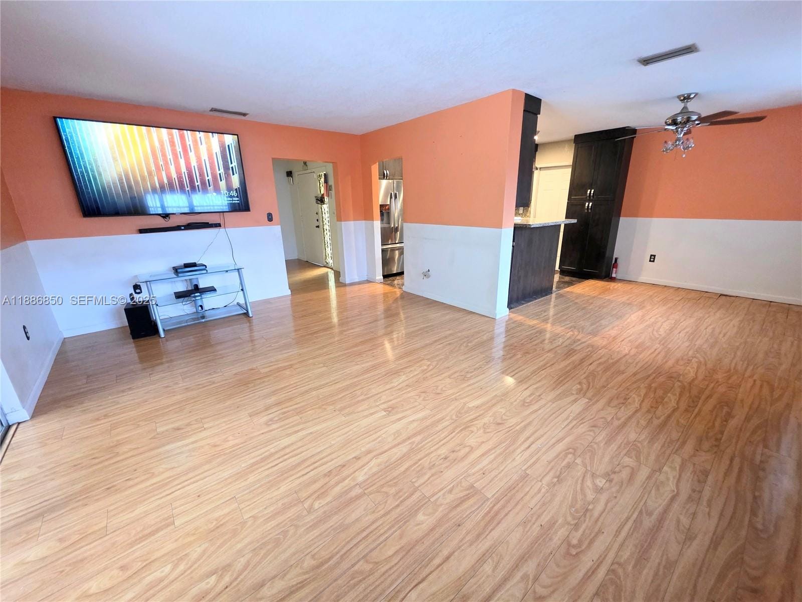 21 NE 161st, Miami, FL 33162 photo 3