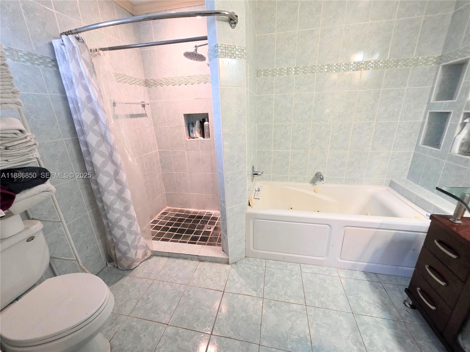 21 NE 161st, Miami, FL 33162 photo 24