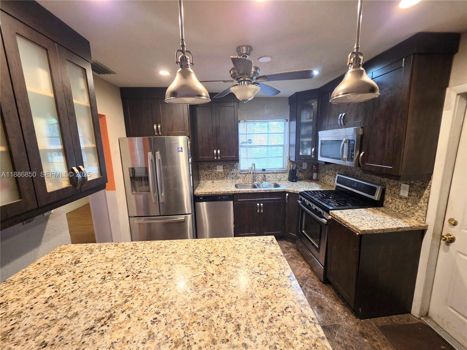 21 NE 161st, Miami, FL 33162 photo 5