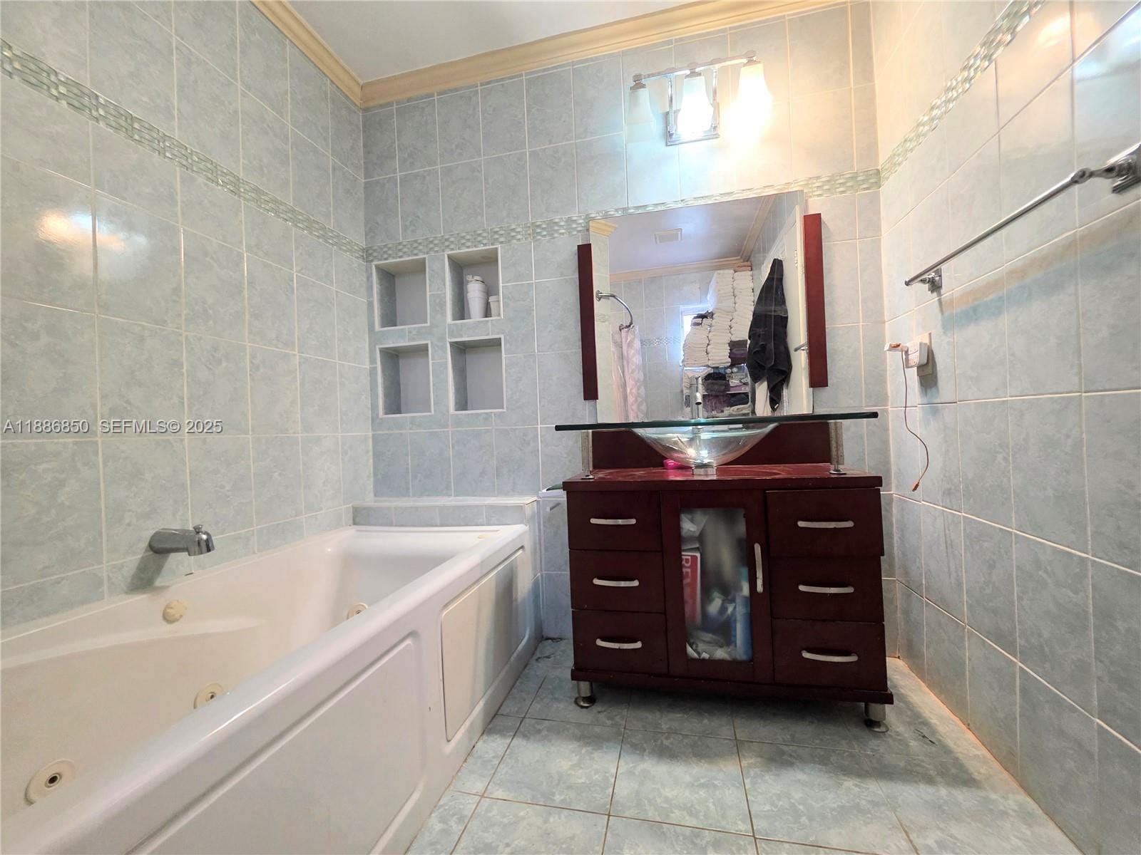 21 NE 161st, Miami, FL 33162 photo 8