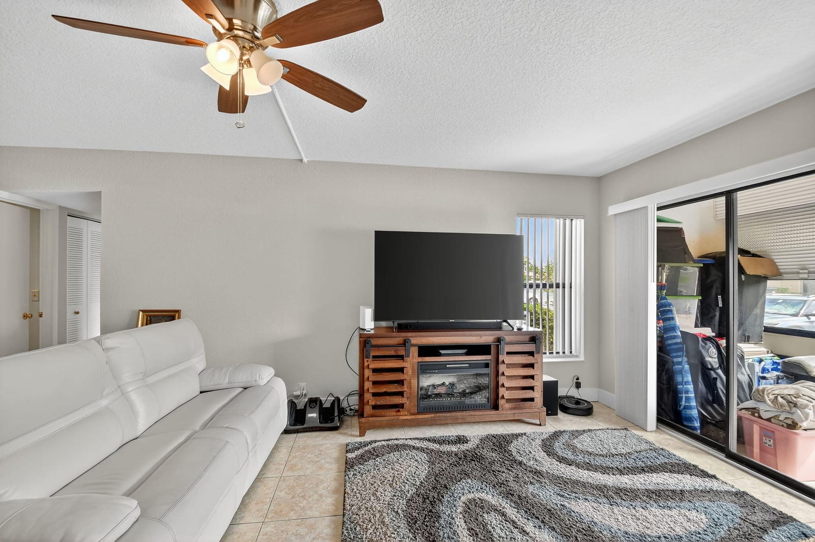 815 Sky Pine Way B1 — photo 12