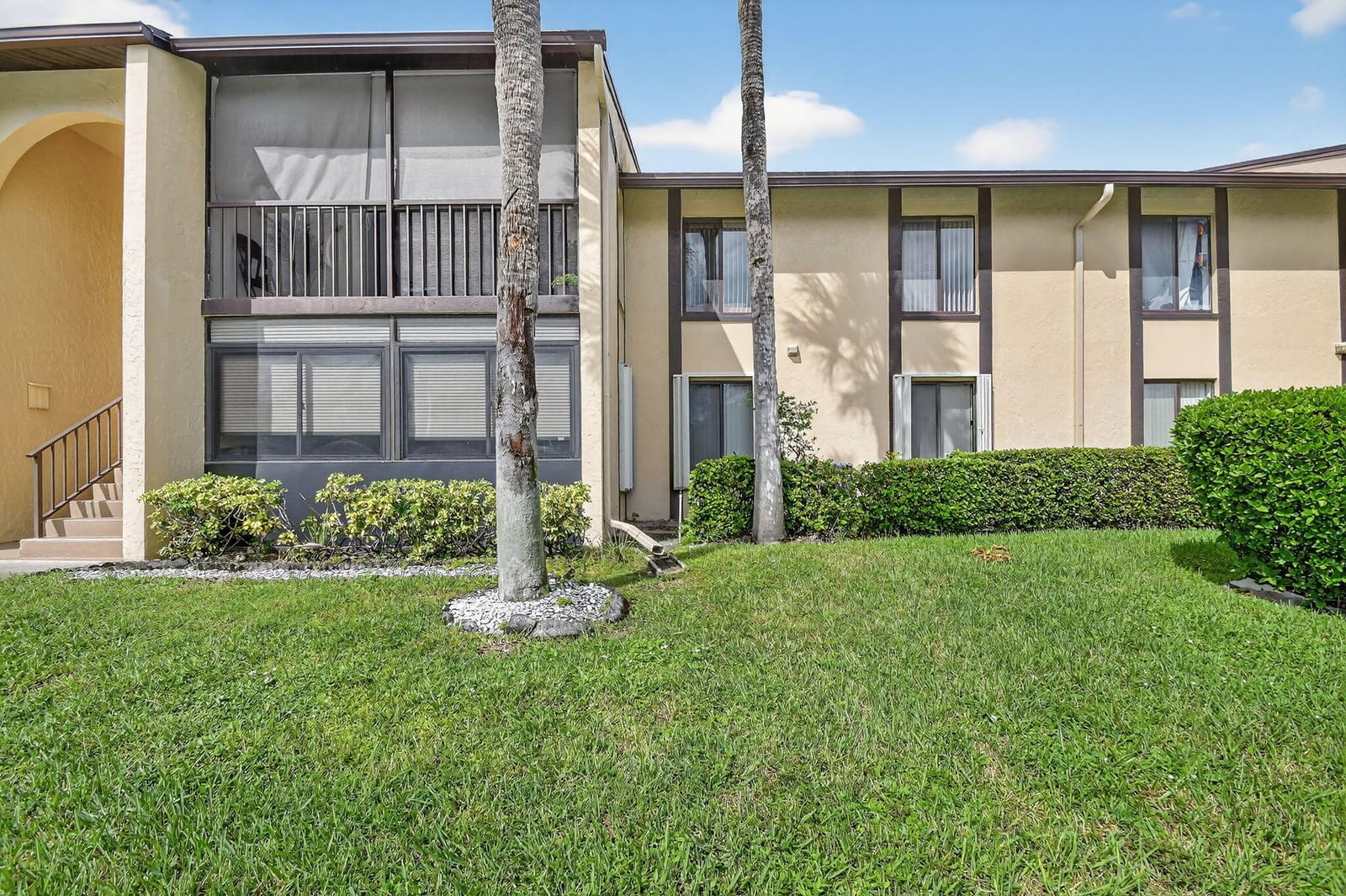 815 Sky Pine Way B1 — photo 3