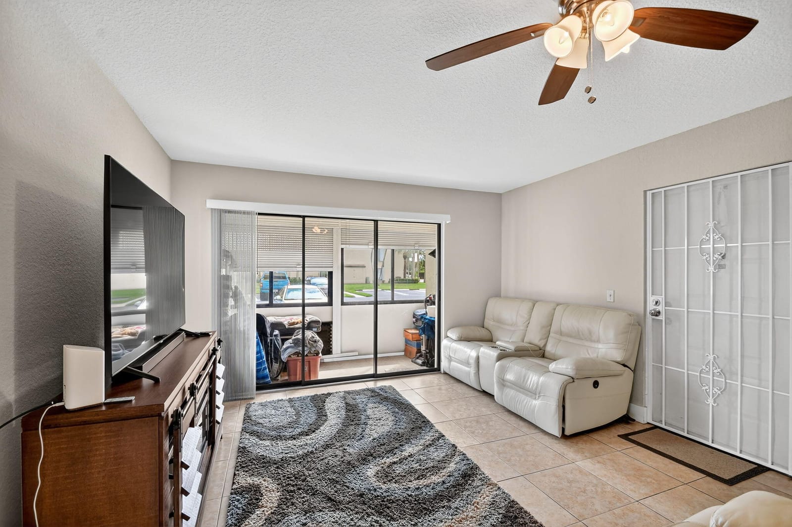 815 Sky Pine Way B1 — photo 7