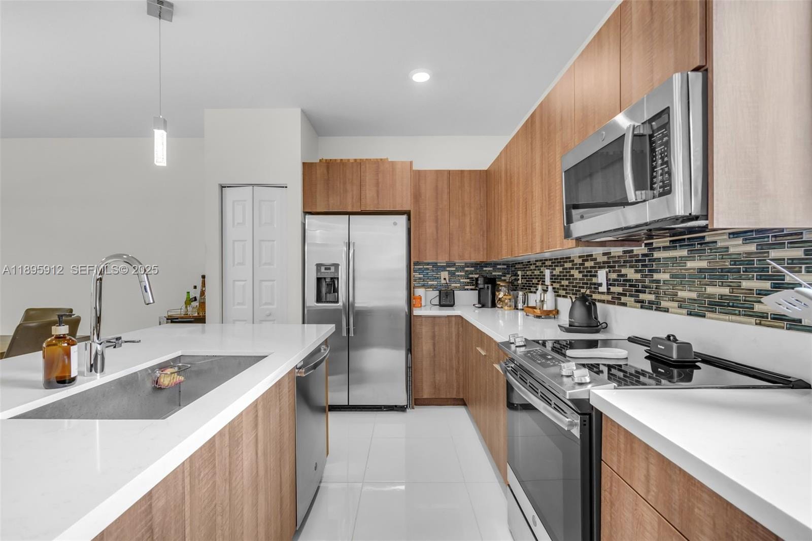 4963 NW 83rd Path 4963 — photo 11