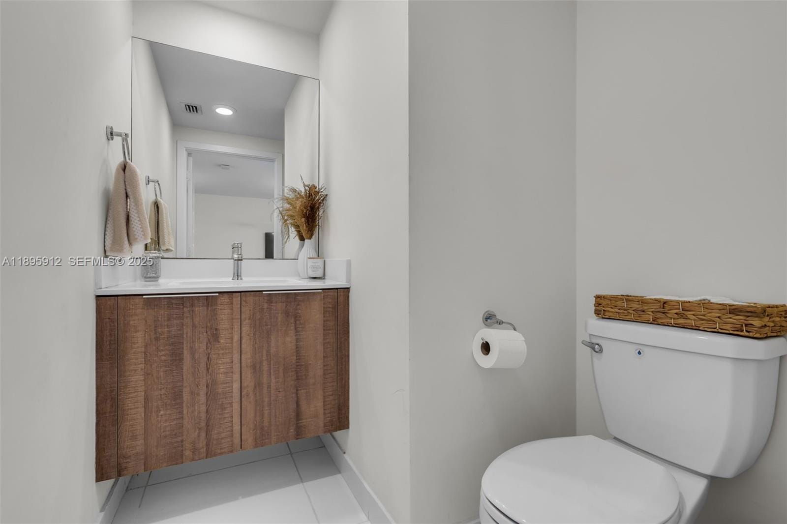 4963 NW 83rd Path 4963, Doral, FL 33166 photo 14