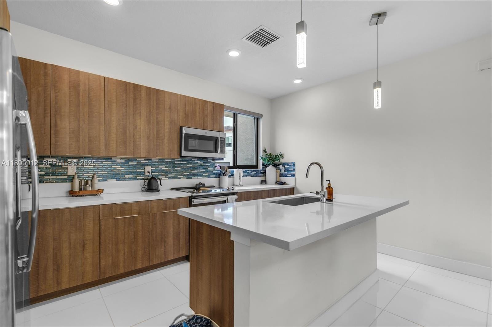4963 NW 83rd Path 4963 — photo 9