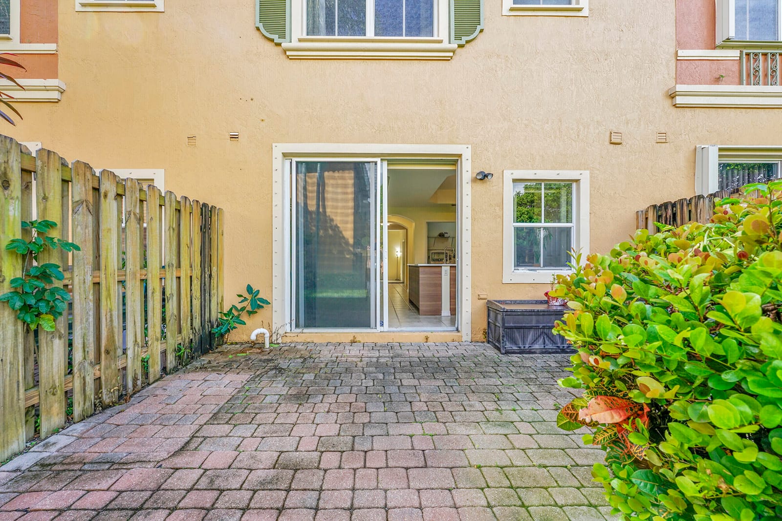 4972 Leeward Lane 3905 — photo 12