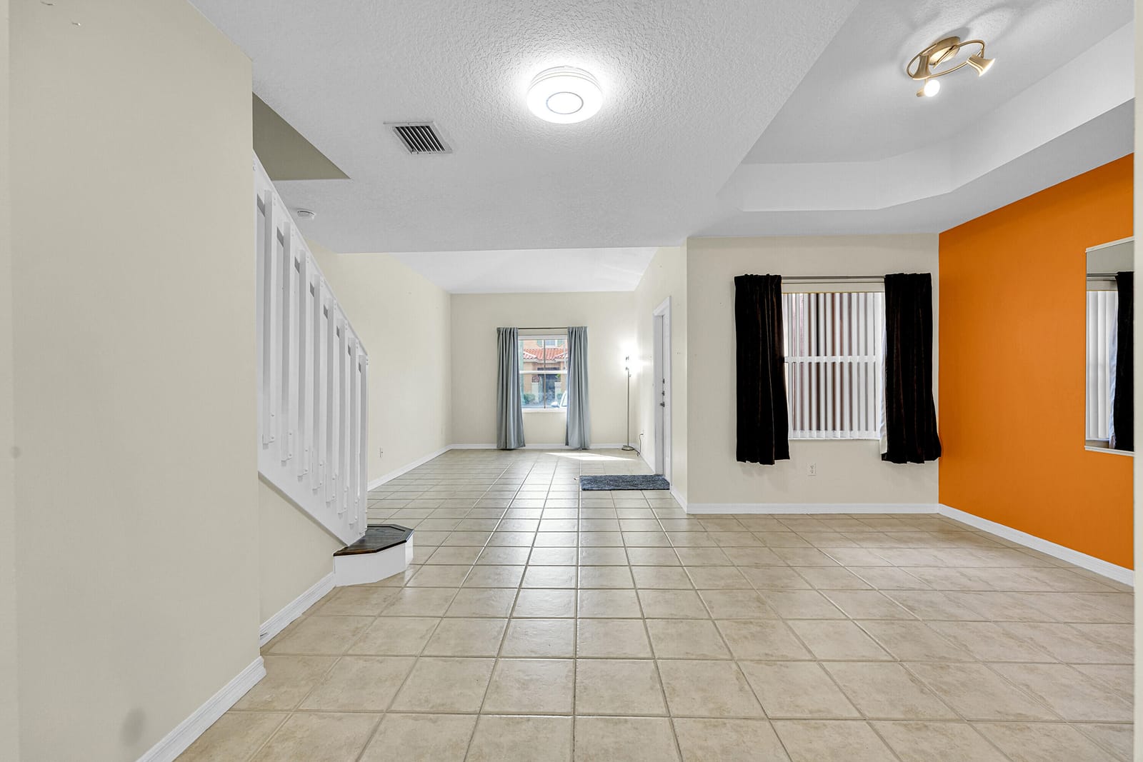 4972 Leeward Lane 3905 — photo 3